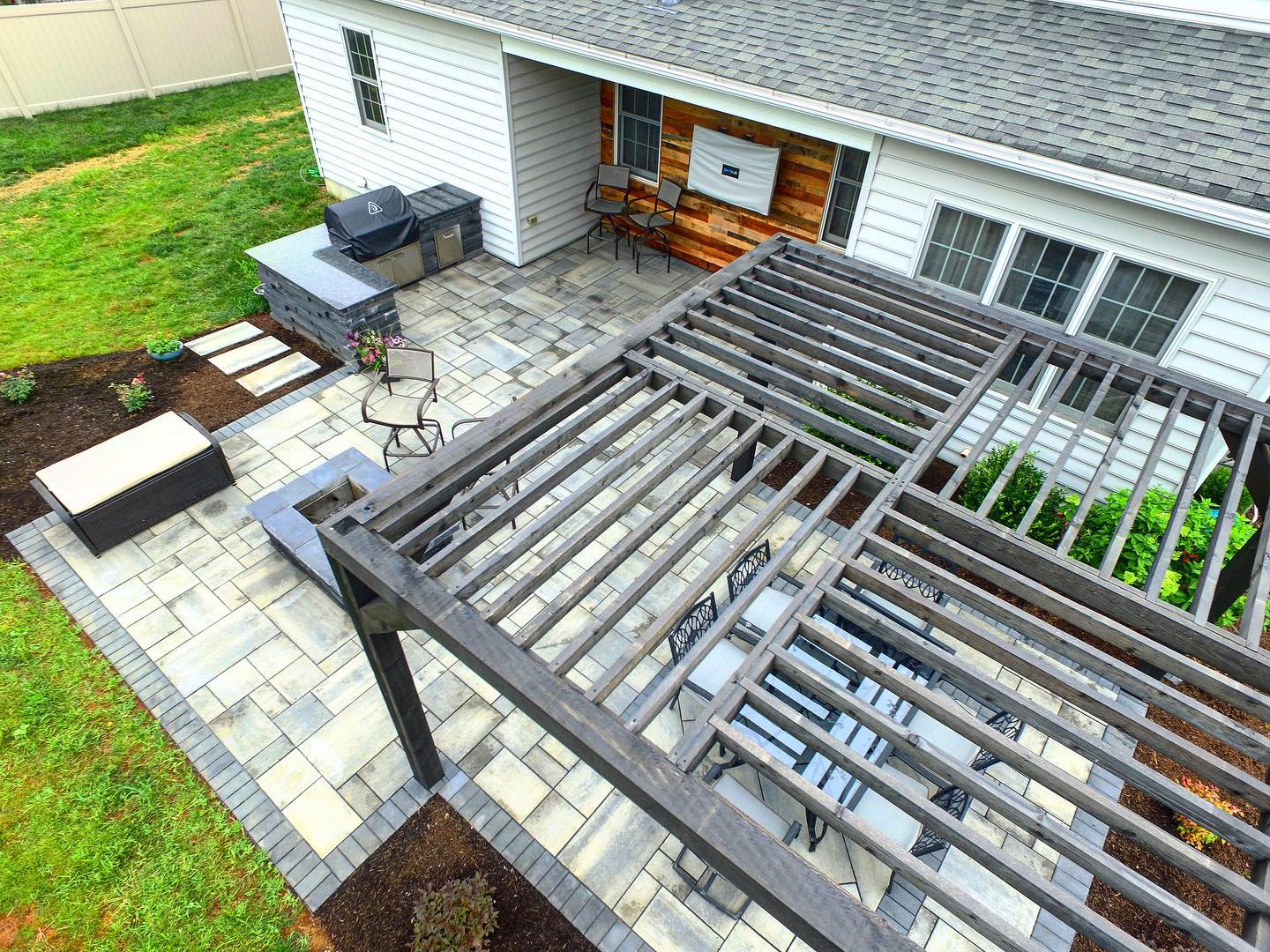 Outdoor Kitchen and patio